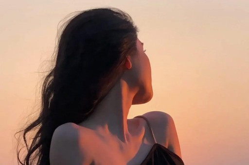 不到72小时4大瓜出轨、代言暴雷、欠税郭晶晶也“遭殃”