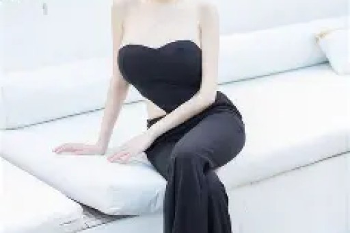 吃瓜！贝蒂斯中场连续4场坐板凳 外界猜测因他与董事华金女儿交往